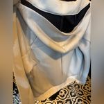 Under Armour  Women's Jacket Photo 5