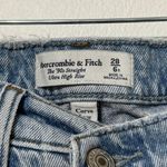 Abercrombie & Fitch  The 90s Straight Ultra High Rise Jeans Size 28 Curve Love Photo 2
