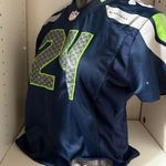 Nike Seattle Seahawks #24 marshal lynch jersey, stitched on field jersey, size med Photo 7