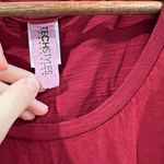 TechStyles Red Mount Rainer National Park Scoop Neck Tee Size L Photo 3