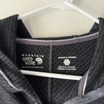 Mountain Hardwear Pullover Womens Small Black Hooded Half Zip Outdoor Hiking Top Photo 3