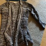 Knox Rose  large cardigan Photo 3