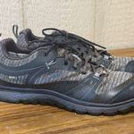 Keen Women's Waterproof Hiking Trail Shoes Size 9.5 US 40 EUR Photo 0