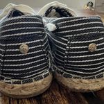 Tommy Bahama | ladies Veracruz Espadrille shoes. Size: 9B. Photo 5