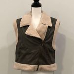 HYFVE Vest Photo 0