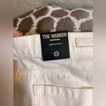 BLANK NYC White Jean Plus Shorts Relaxed Fit
High waist summer relaxed casual Photo 8