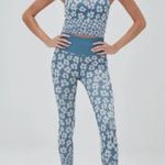 Spiritual Gangster Legging & Crop Top Set in Blue Daisy Print Photo 0