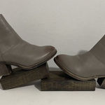 Rue 21 Tan Ankle Booties -‎ Versatile Zip Heeled boot - Women's size 7/8 Boho Country Photo 0
