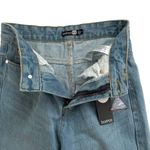 Boohoo Mom Jeans Light Wash High Rise Relaxed Fit Mom Jeans Size 2 NEW Photo 3