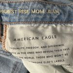 American Eagle  SZ 8 Highest Rise Mom Jeans Distressed Rips Chewed Hem Light Wash Photo 9
