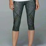 Lululemon  Cool to Street Crop Leggings With Mesh Panels Size 6 Green Leaf Print Photo 0