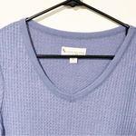 Koolaburra by Ugg  Size XS Peplum Shirt Blue Sand Wash Pull Over Top Waffle Knit Photo 1