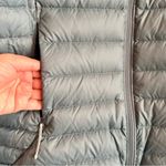 Patagonia NWT  Women's Down Jacket Size M Photo 5