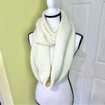 Limited Edition Cream Knit Infinity Scarf NWOT Gold Photo 7