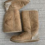 UGG Paisley Tan Boots 7 Photo 0