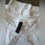 PRETTYGARDEN  White Tee and Shorts Set Photo 6