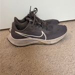 Nike Women’s  Gray Pegasus Athletic Shoes Size: 8 Photo 2