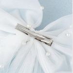 White Pearl Bow Clip Photo 1