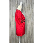 Rivalry Threads NWT Wisconsin Badgers Women's V-Neck T-Shirt Red Short Sleeve Size Small Photo 1