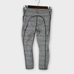 Athleta Ultimate Linear Lines Capri Leggings Women's XS Black White Pockets Photo 3