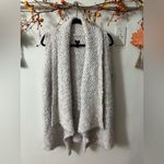 G.I.L.I. Textured sweater Open Front Vest Gray Photo 1