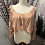 Storia 🌺 COLD SHOULDER CROPPED BEIGE BLOUSE SIZE MEDIUM🌺 Photo 1