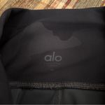 Alo Yoga Alo med camo leggings new without tags Photo 2