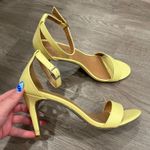 report yellow heels Size 8.5 Photo 0