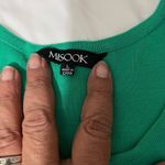 Misook  Green Sleeveless Tank Top Shell Knit Blouse Scoop Neck Basic Layer‎ Photo 2