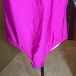 MiracleSuit NWT  SWIMSUIT Slimming Spectra Bright Pink White Size 16 Photo 4
