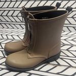 Frye  Women’s Storm Zip Rain Boots size 9 Photo 1