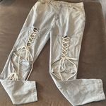 Women's Lace Photo 0