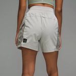 Lululemon Multi-Pocket Cargo High-Rise Hiking Short 5” Photo 1