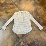 Blu Pepper White Henley Long Sleeve Top Size Small Photo 2