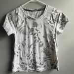 Under Armour Workout Tops Photo 0