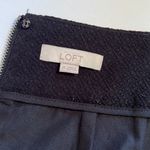 Loft  pencil skirt black textured back zipper M lined knee length straight Photo 6