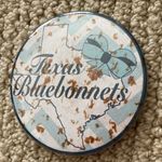 NEW Texas Bluebonnets Button Pin State Flower Blue White Large 3” NWOT Photo 1