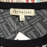 Retrelogy women’s size large pullover long sleeve black grey geometric sweater Photo 5