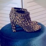 Sam & Libby 🟢 5/$25  vegan leather animal print ankle boots sz 9 Photo 4