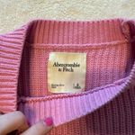 Abercrombie & Fitch  Cropped Sweater Photo 1