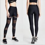 Onzie  High Rise Bondage Legging Size small Photo 1