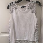 Generation Love white tank top with lase  flowers in the back Photo 0