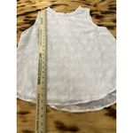 Fun 2 Fun Sleeveless Tank Top Size Large White Leaf Lightweight Preppy Career Photo 3