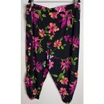 Susan Graver Susan‎ Graver Womens 2X Colorful Floral Liquid Knit Cropped Pants Pockets Resort Photo 1