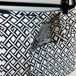 Banana Republic 4 1/2" Cotton Geometric Print Shorts Black White Preppy Size 12 Photo 4