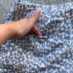 Cynthia Rowley snow leopard 3” linen shorts chic classic summer vacation Photo 5