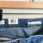 Levi's NWT Levi’s high loose taper jeans 33 medium wash Photo 11