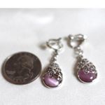 Source Unknown NWOT Victorian Lt. Purple Crystal Silver Tone Filigree Overlay Clip On Earrings Photo 1