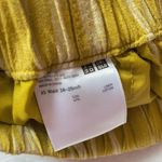 Uniqlo Linen Cotton High Waisted Shorts Mustard Photo 5