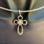 Small Cross Silver Photo 2